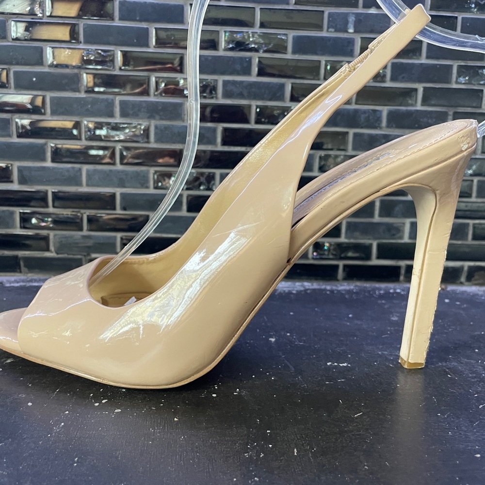 Bcbgeneration Nude Peep Toe Slingback Patent Leat… - image 3